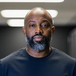 Deji Dipeolu